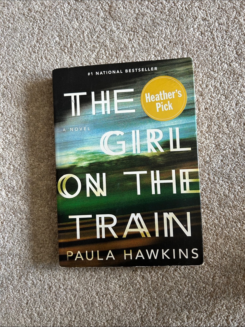 4/25$ 📚 The Girl On The Train- Paula Hawkins